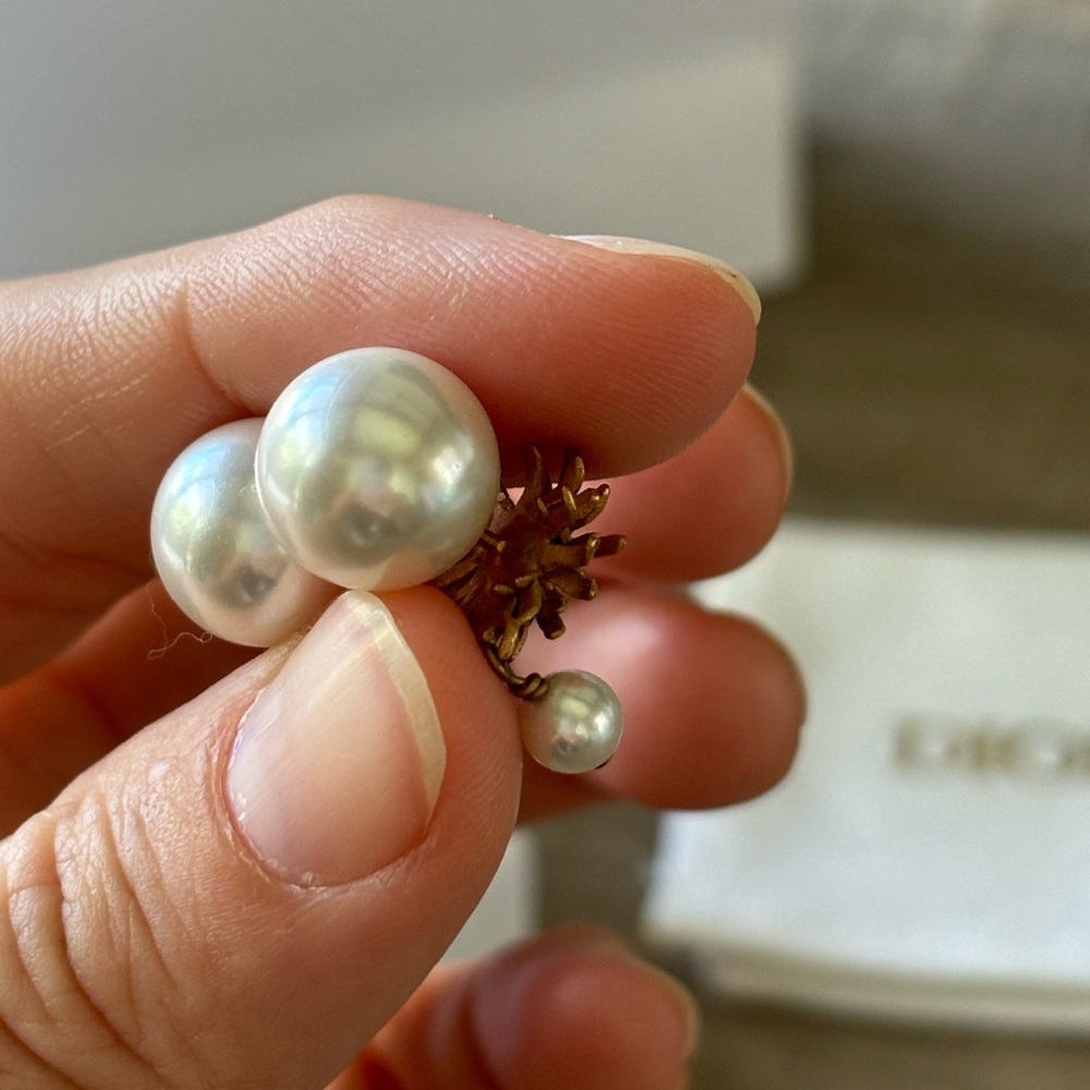 DIOR | TRIBALES pearl and rose gold earrings - Picture 8 of 10